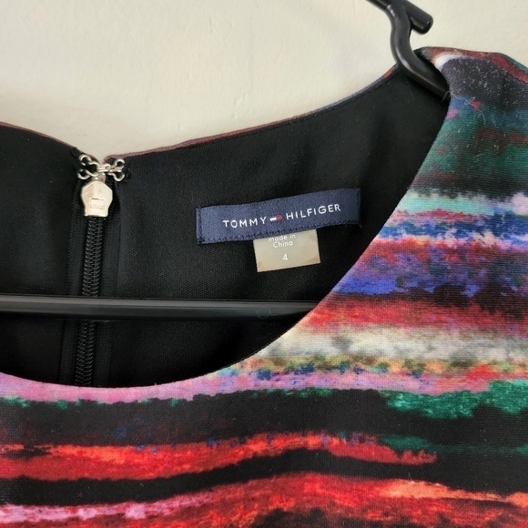 Tommy Hilfiger business casual multi water color style sheath dress size 4 - Picture 2 of 6